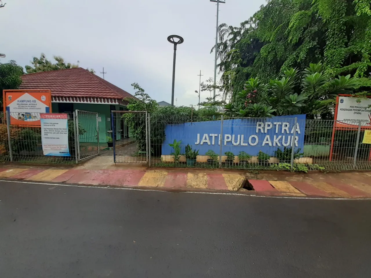 Layanan Publik
